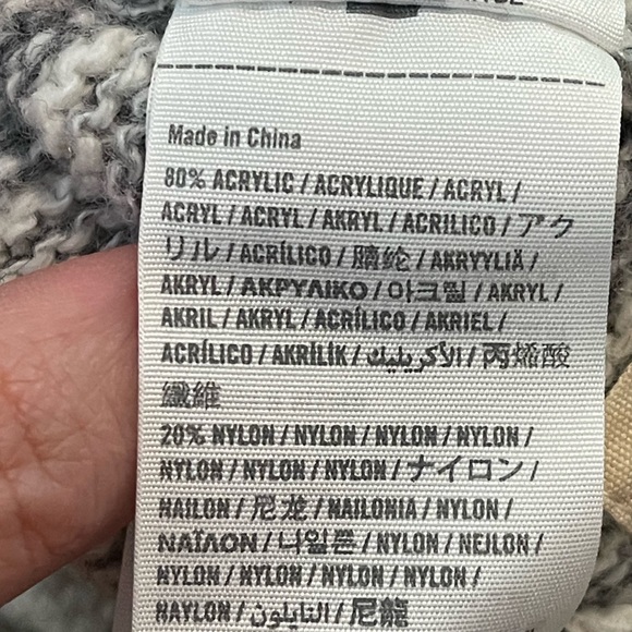 Hollister Soft Striped Beanie O/S UNISEX - Picture 3 of 3